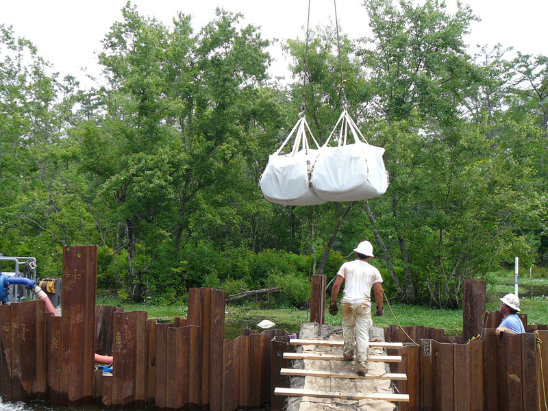 https://slingbag.net/images/project-gallery/19%20Cofferdam%20Sunland%202%20pipelines%20Tie-In%20%20Project.jpg